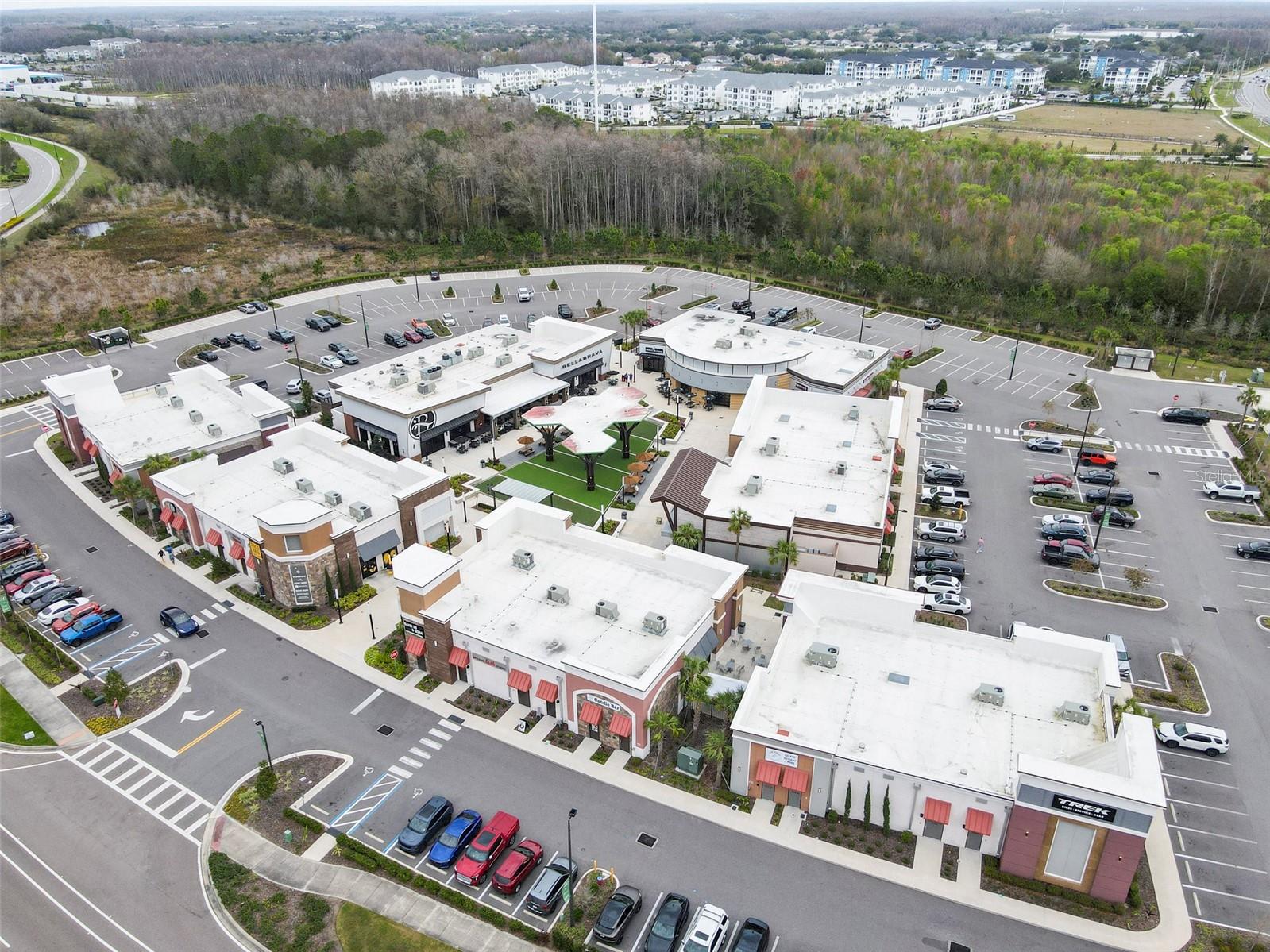 Listing photo id 34 for 4016 Cadence Loop