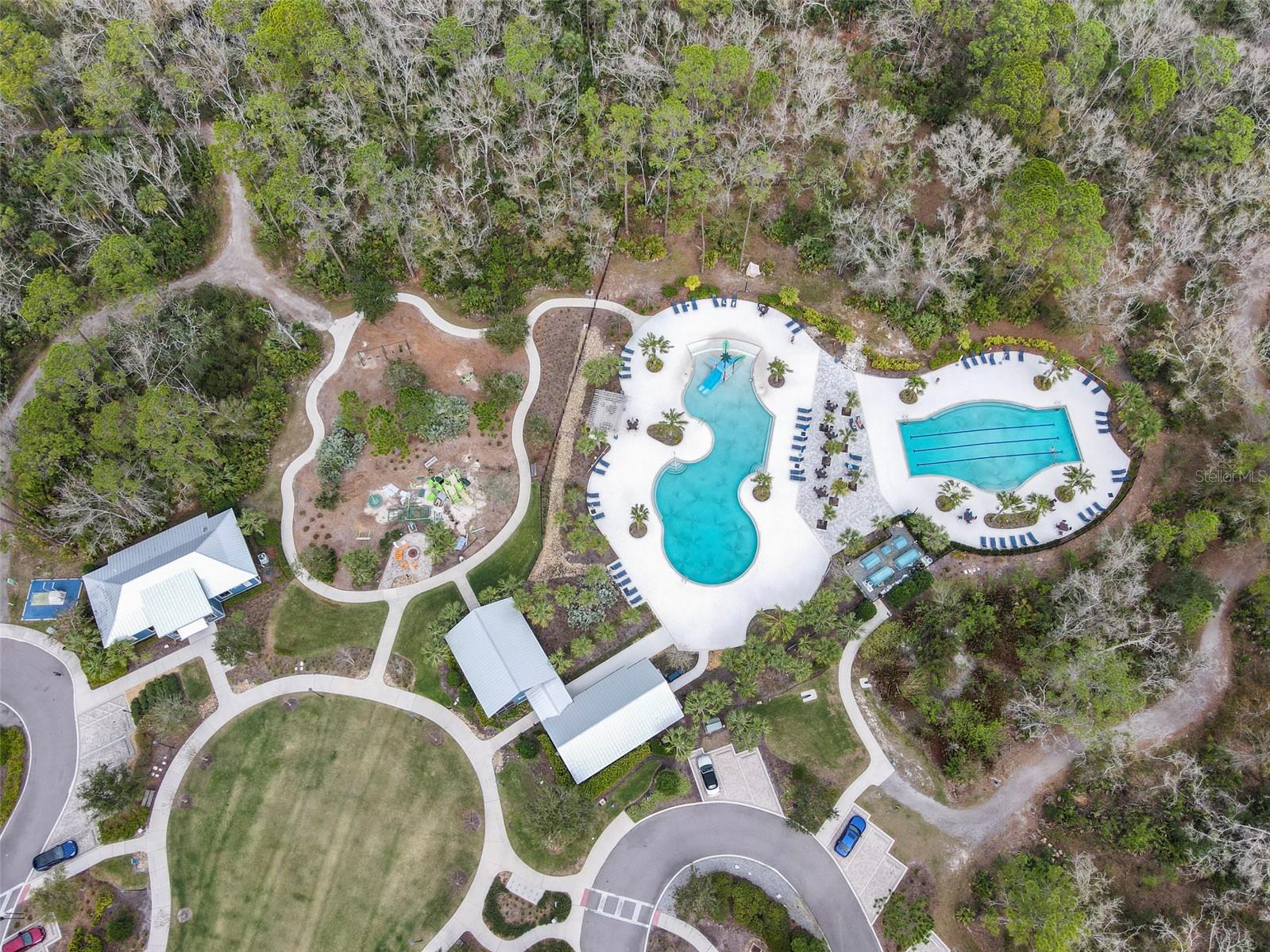 Listing photo id 37 for 4016 Cadence Loop