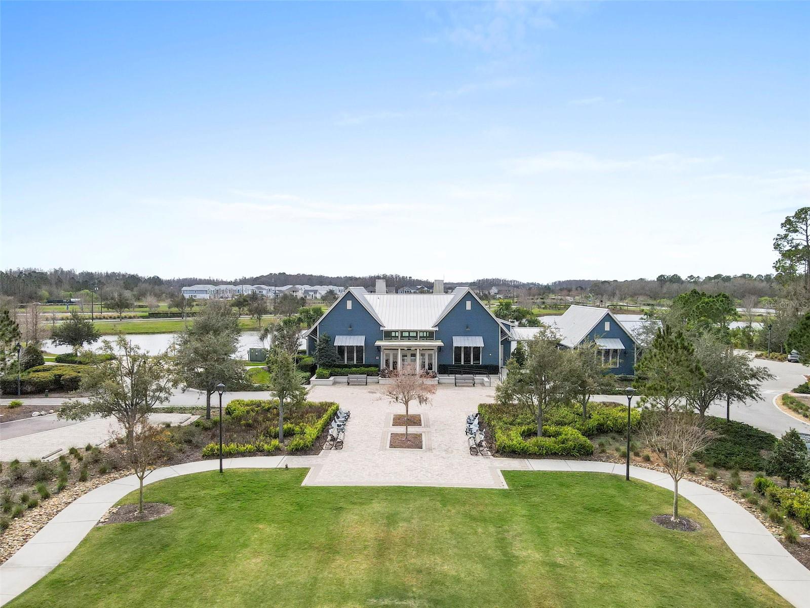 Listing photo id 38 for 4016 Cadence Loop
