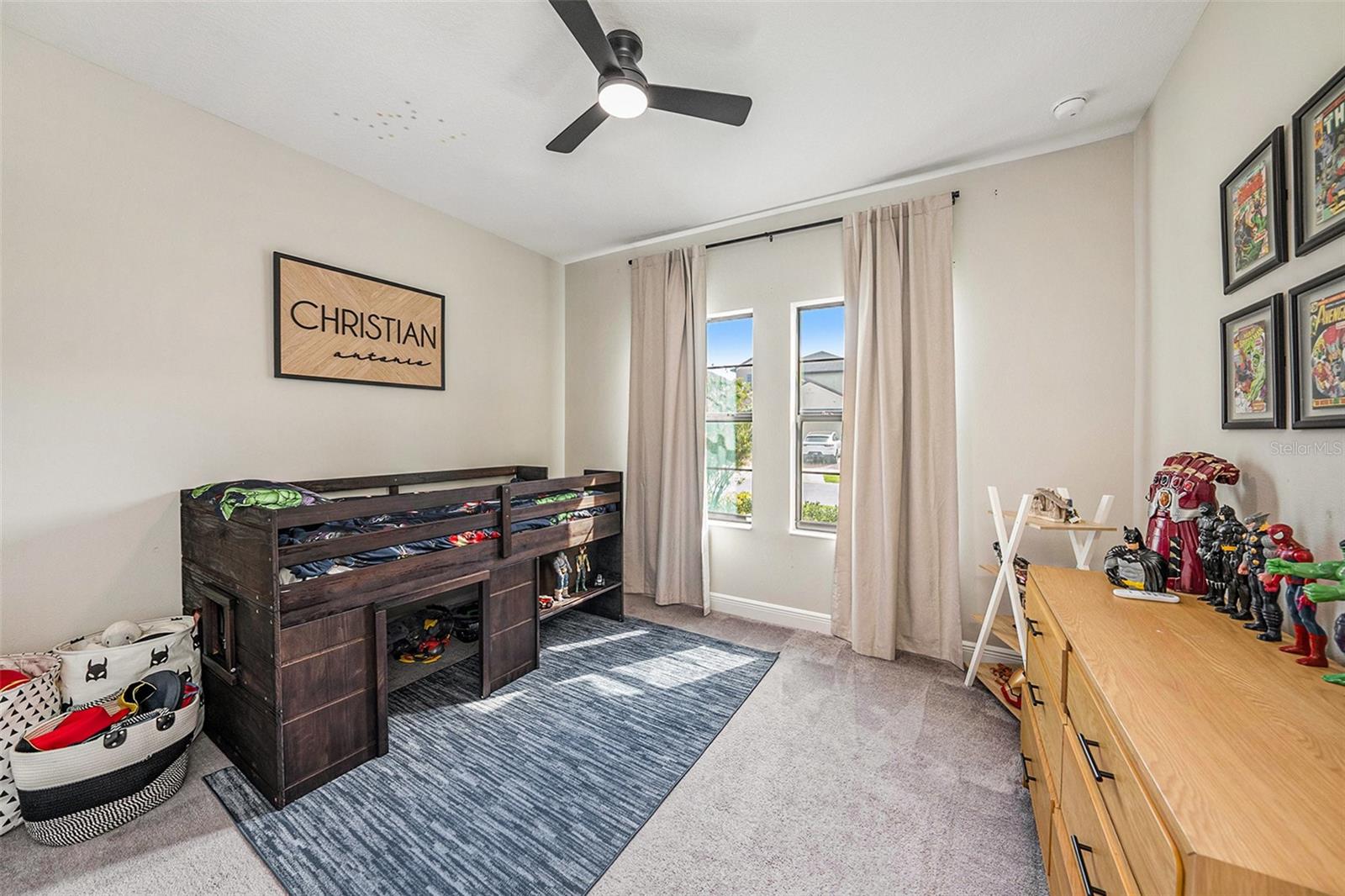 Listing photo id 4 for 4016 Cadence Loop
