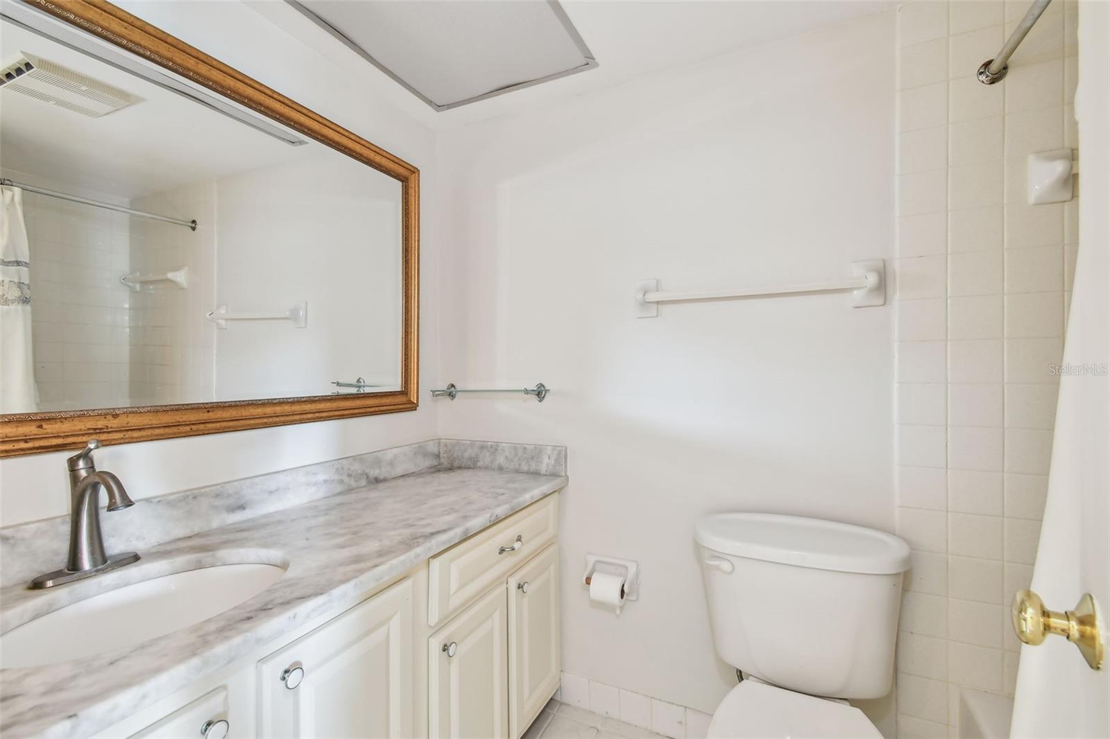 Image 14 of 27 For 5095 Bay Street Ne 103