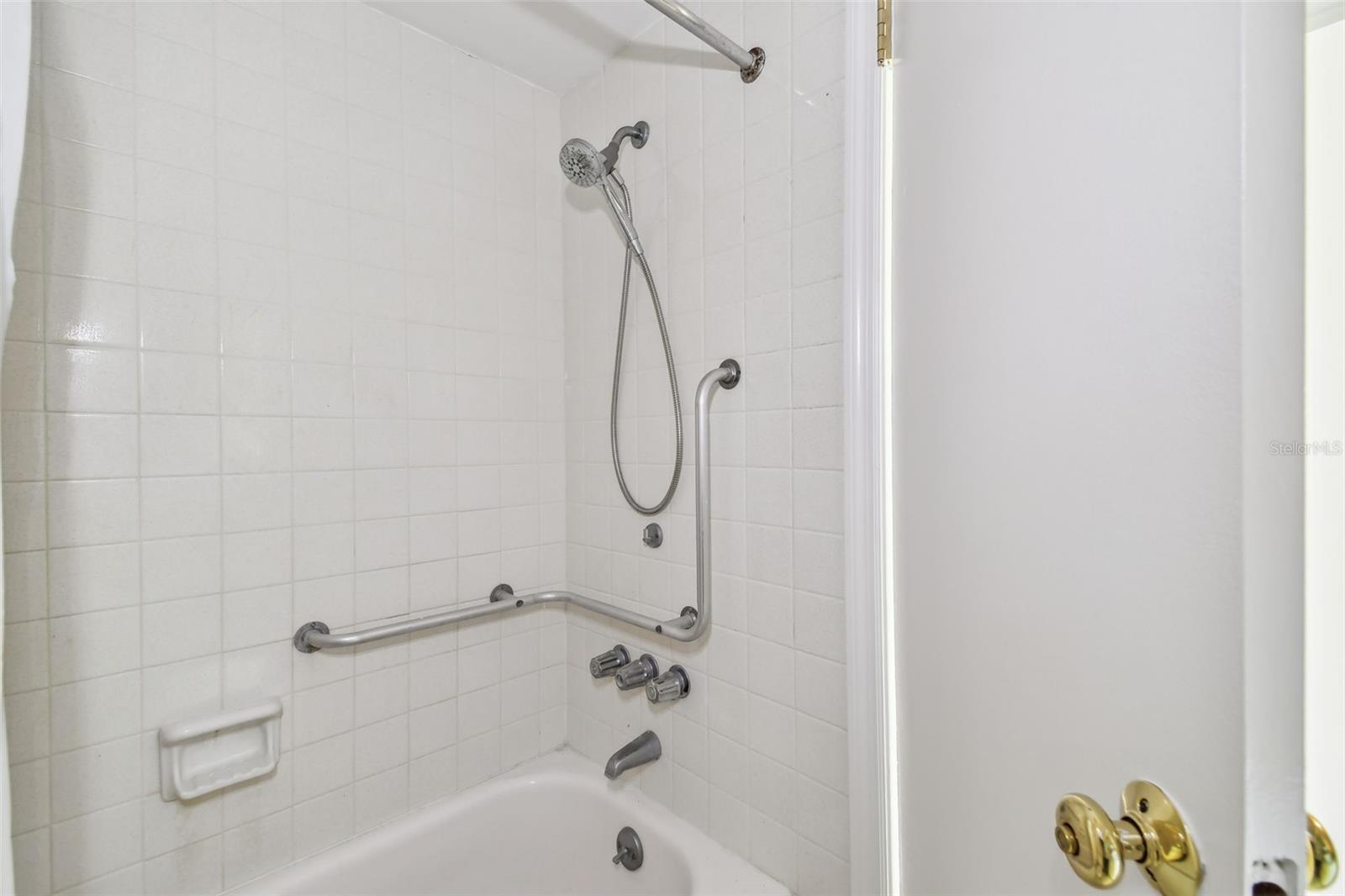Image 15 of 27 For 5095 Bay Street Ne 103