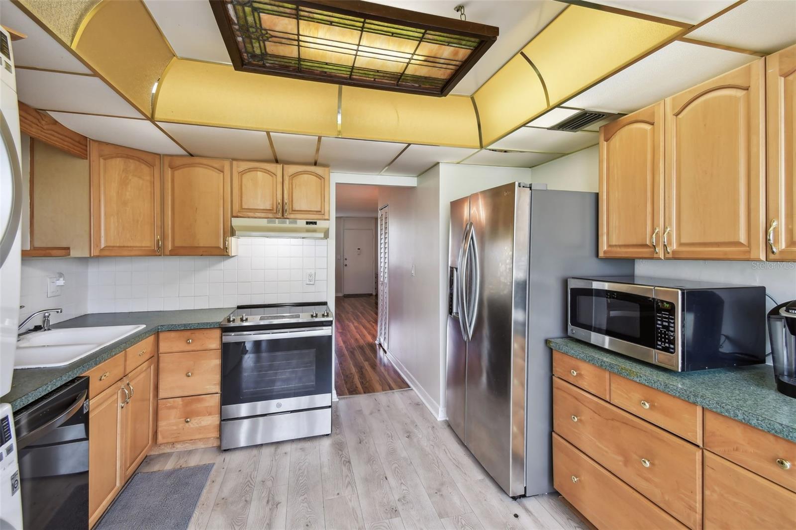 Image 9 of 27 For 5095 Bay Street Ne 103