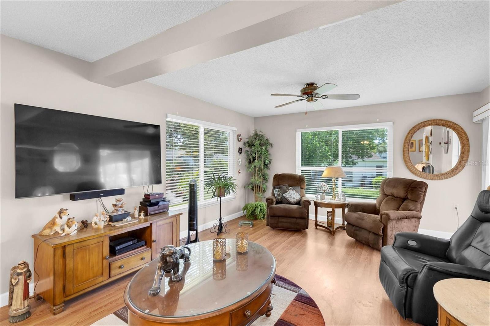 Image 6 of 27 For 10531 Meadow Hill Drive