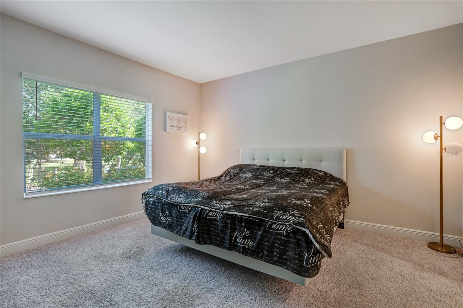 Image 14 of 53 For 7028 Mistral Way