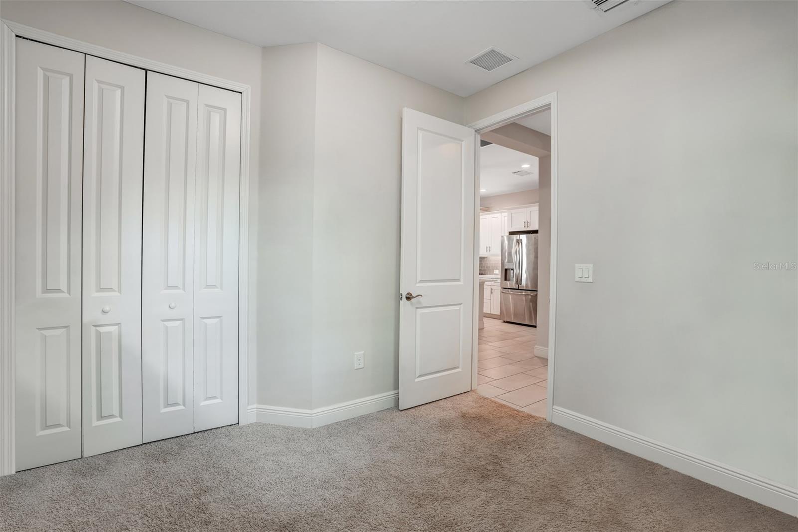 Image 22 of 53 For 7028 Mistral Way