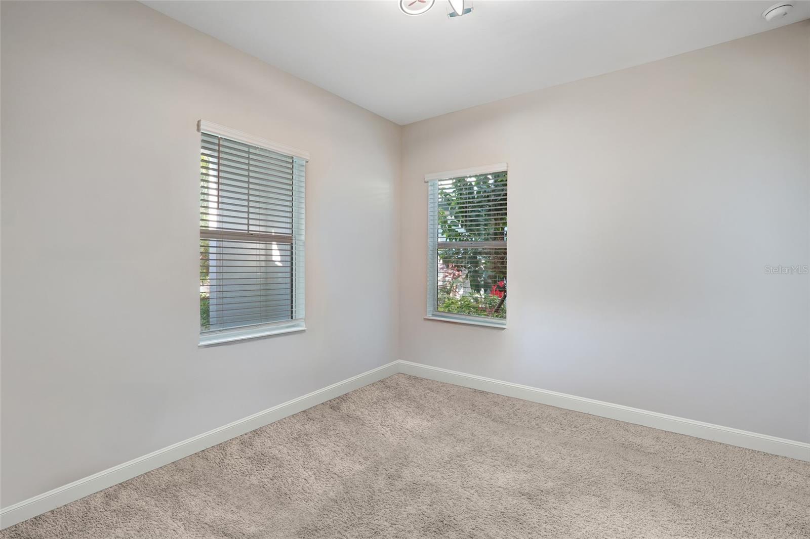 Image 23 of 53 For 7028 Mistral Way