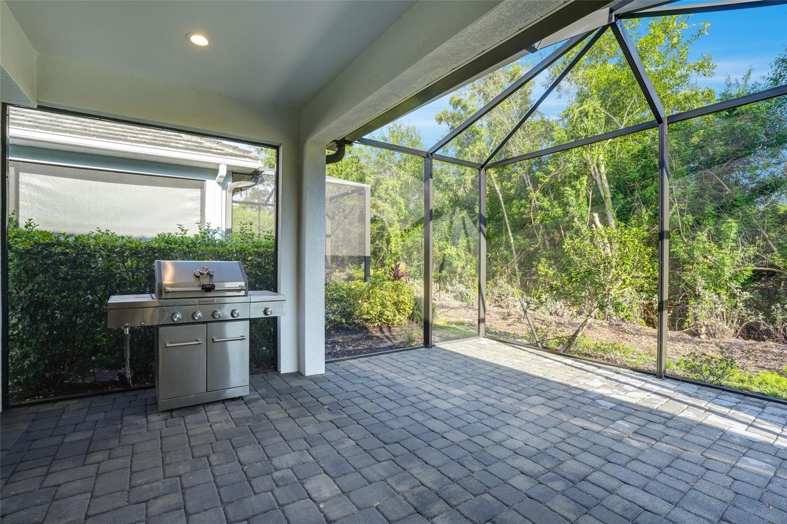 Image 31 of 53 For 7028 Mistral Way