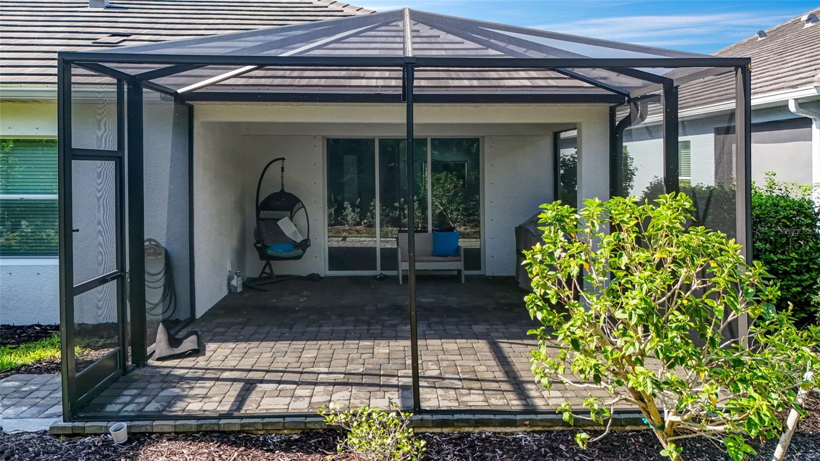 Image 33 of 53 For 7028 Mistral Way