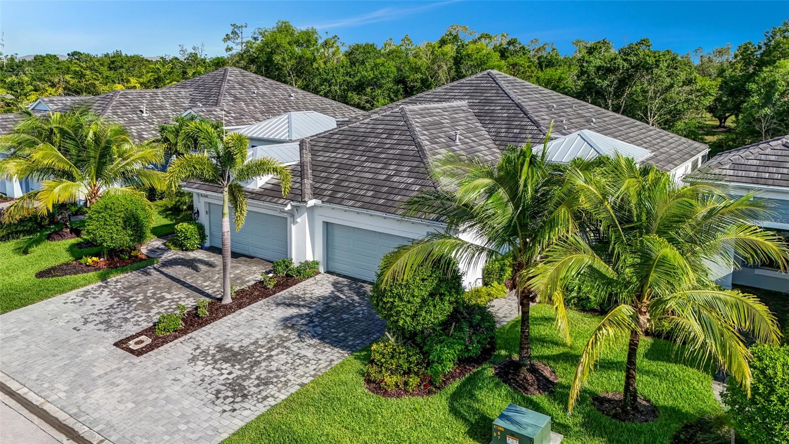 Image 38 of 53 For 7028 Mistral Way