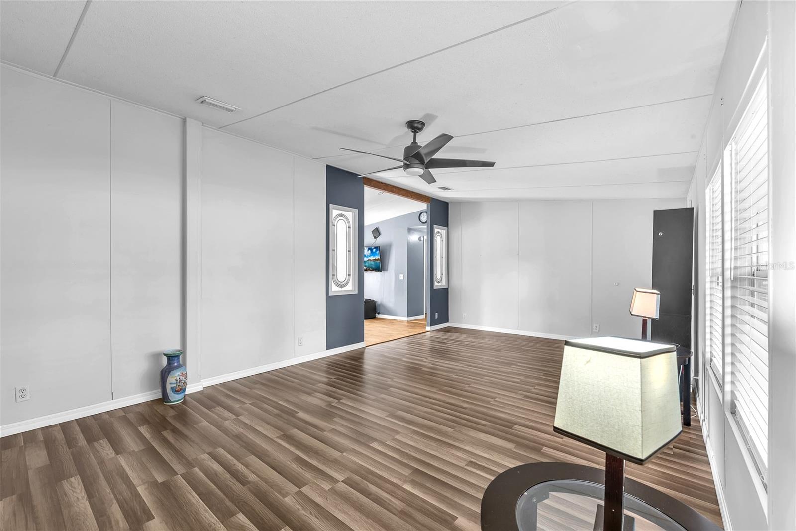 Listing photo id 10 for 12716 Darren Place
