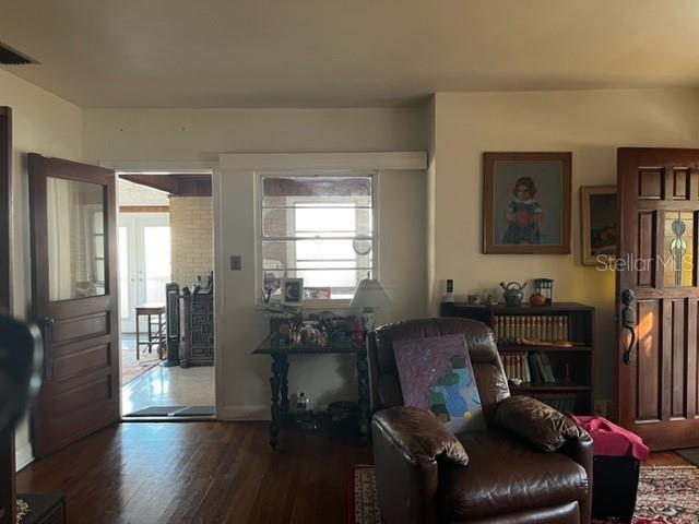 Image 3 of 15 For 109 Huron Avenue