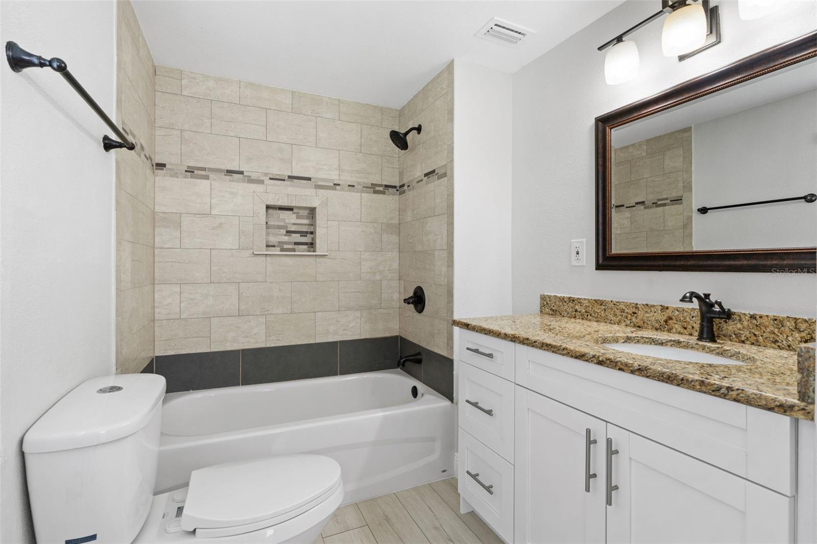 Image 16 of 26 For 3005 Gray Street
