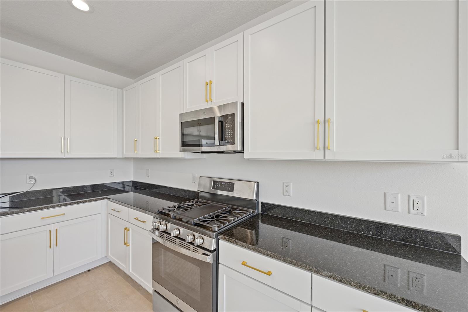 Image 13 of 54 For 32684 Tamarind Grove Lane