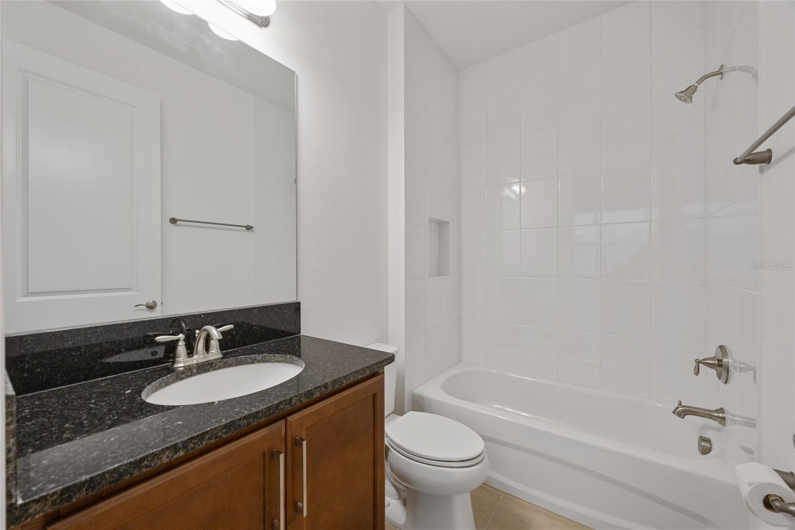 Image 20 of 54 For 32684 Tamarind Grove Lane