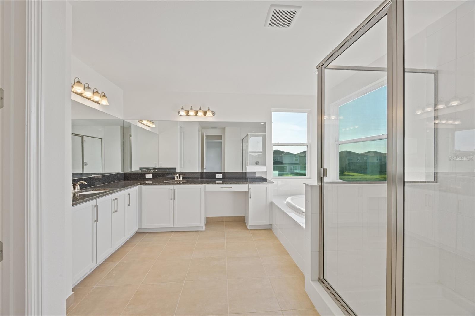 Image 26 of 54 For 32684 Tamarind Grove Lane
