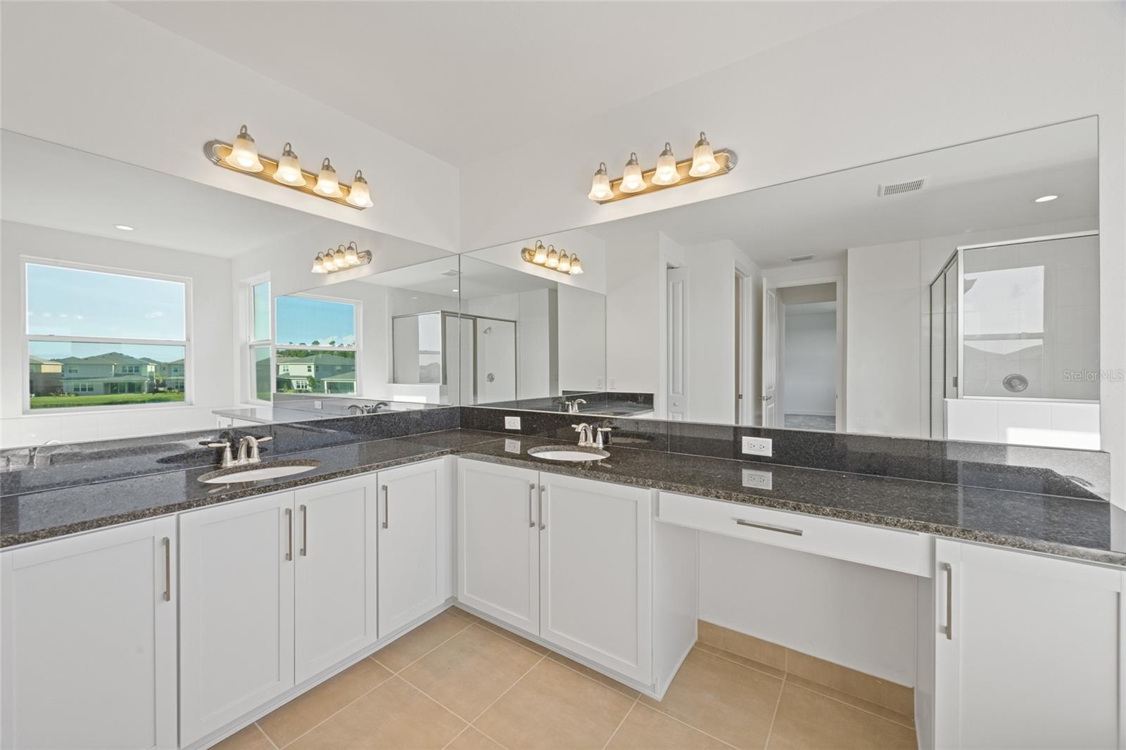 Image 28 of 54 For 32684 Tamarind Grove Lane