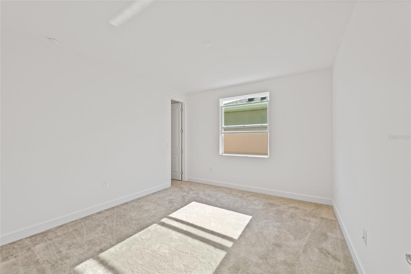 Image 33 of 54 For 32684 Tamarind Grove Lane