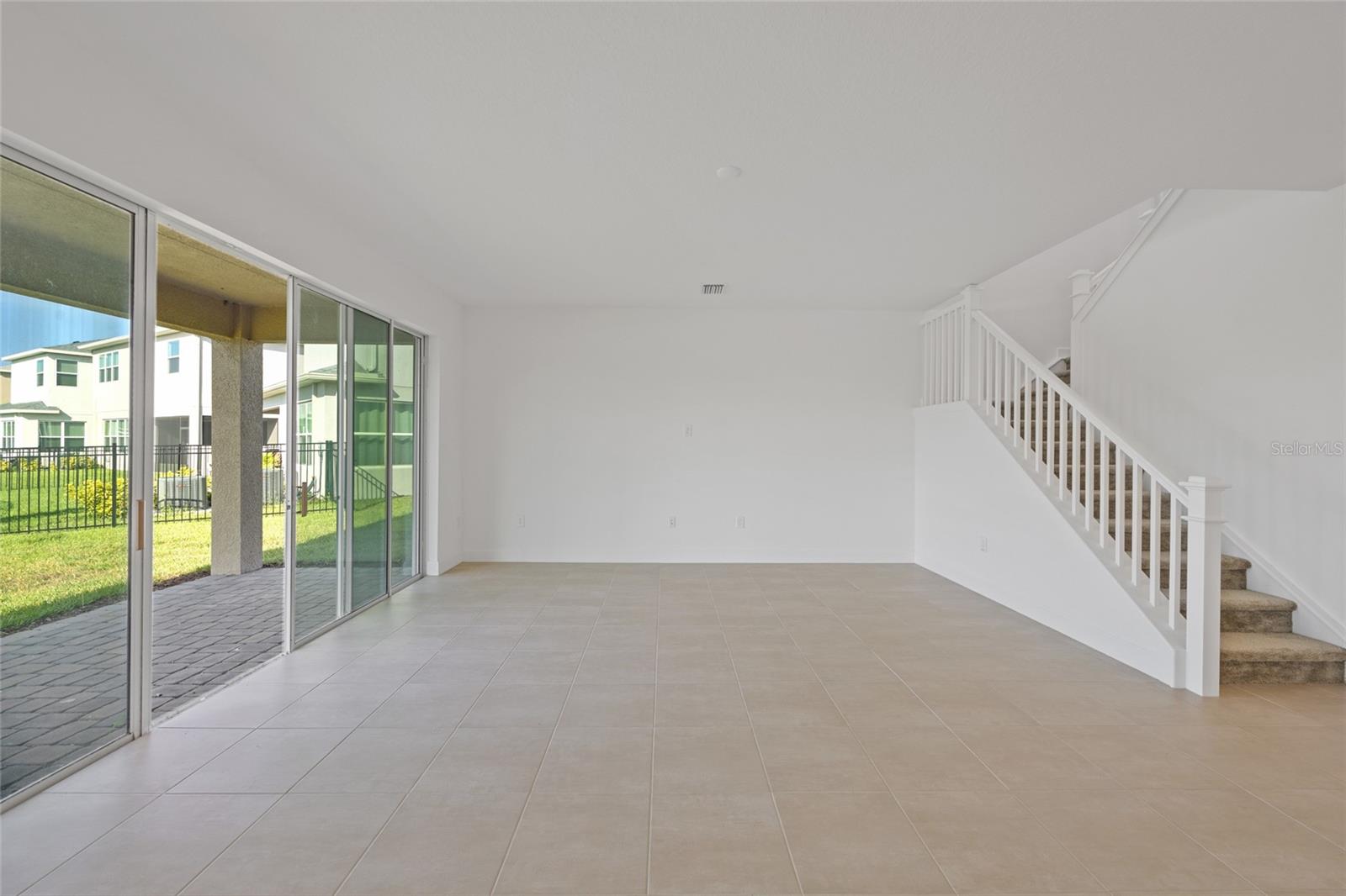 Image 9 of 54 For 32684 Tamarind Grove Lane