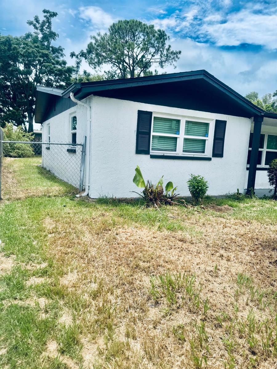 Image 15 of 17 For 6410 Gainsboro Drive