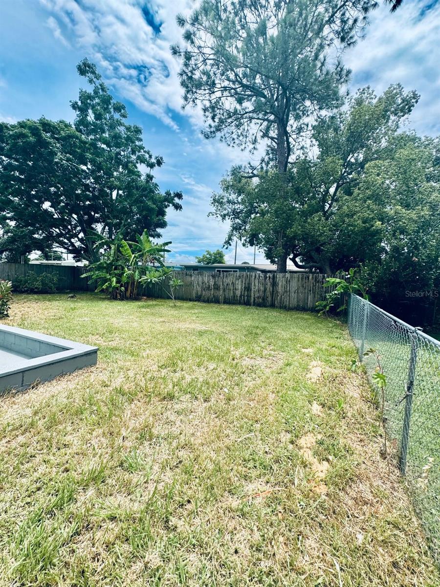 Image 17 of 17 For 6410 Gainsboro Drive
