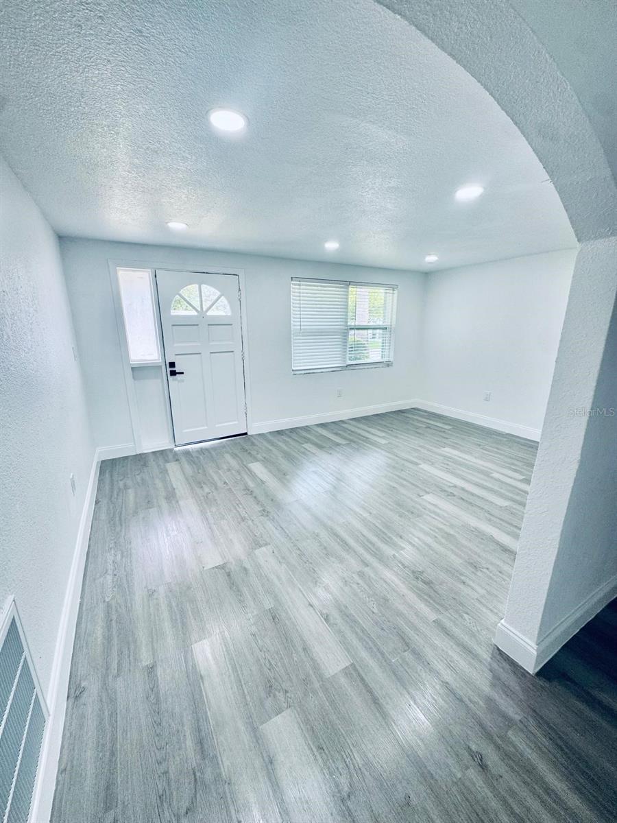 Image 3 of 17 For 6410 Gainsboro Drive