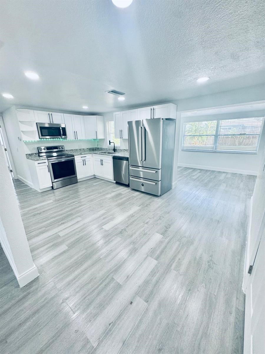 Image 4 of 17 For 6410 Gainsboro Drive