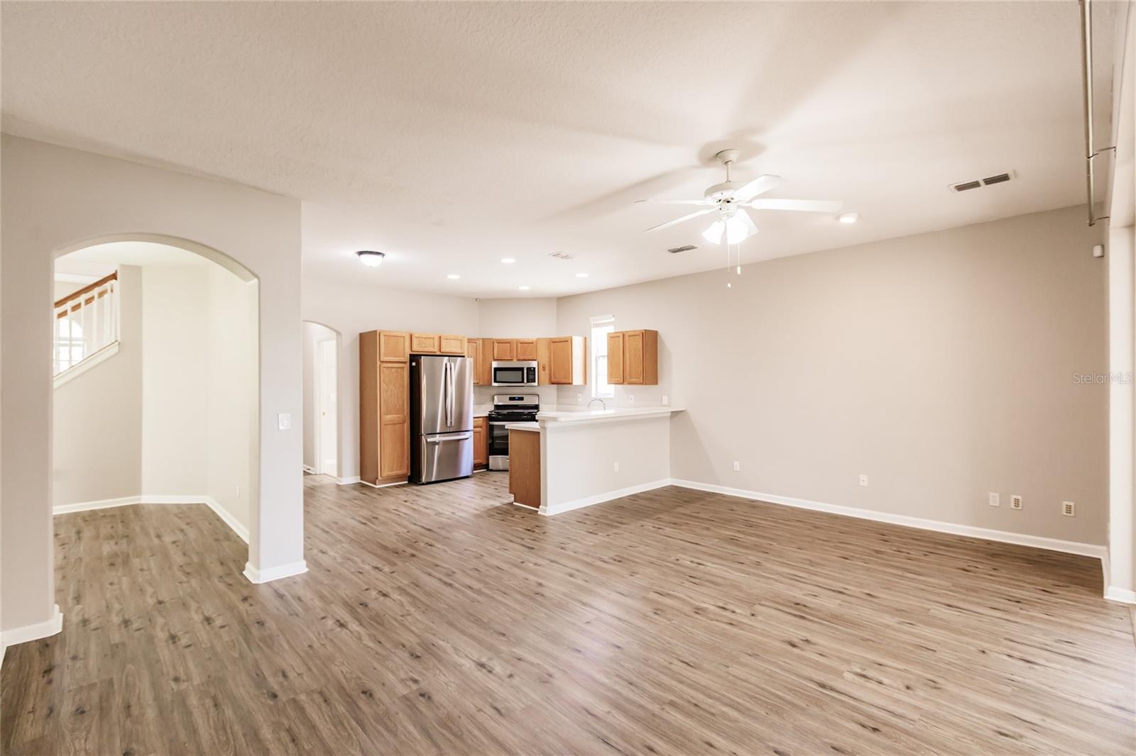 Image 12 of 54 For 2842 Mayflower Loop