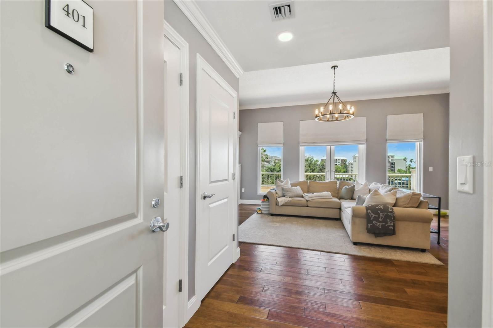 Image 10 of 93 For 450 Knights Run Avenue 401