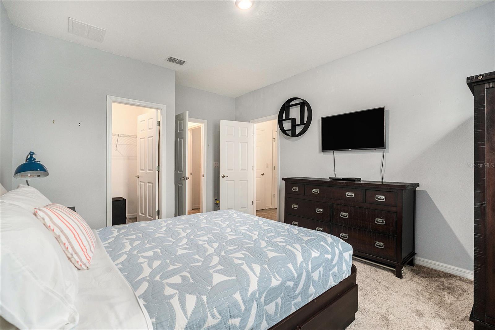 Image 24 of 42 For 1105 Lady Gouldian Court