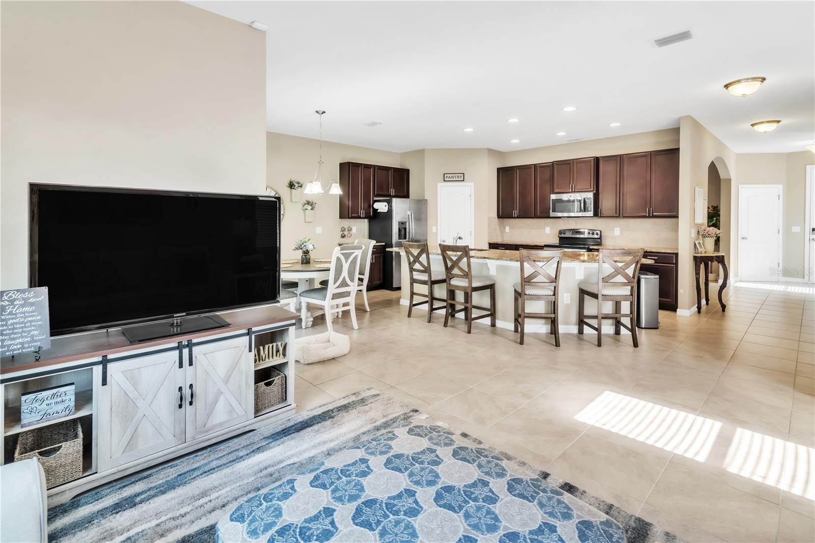 Image 15 of 38 For 8512 Corinthian Way