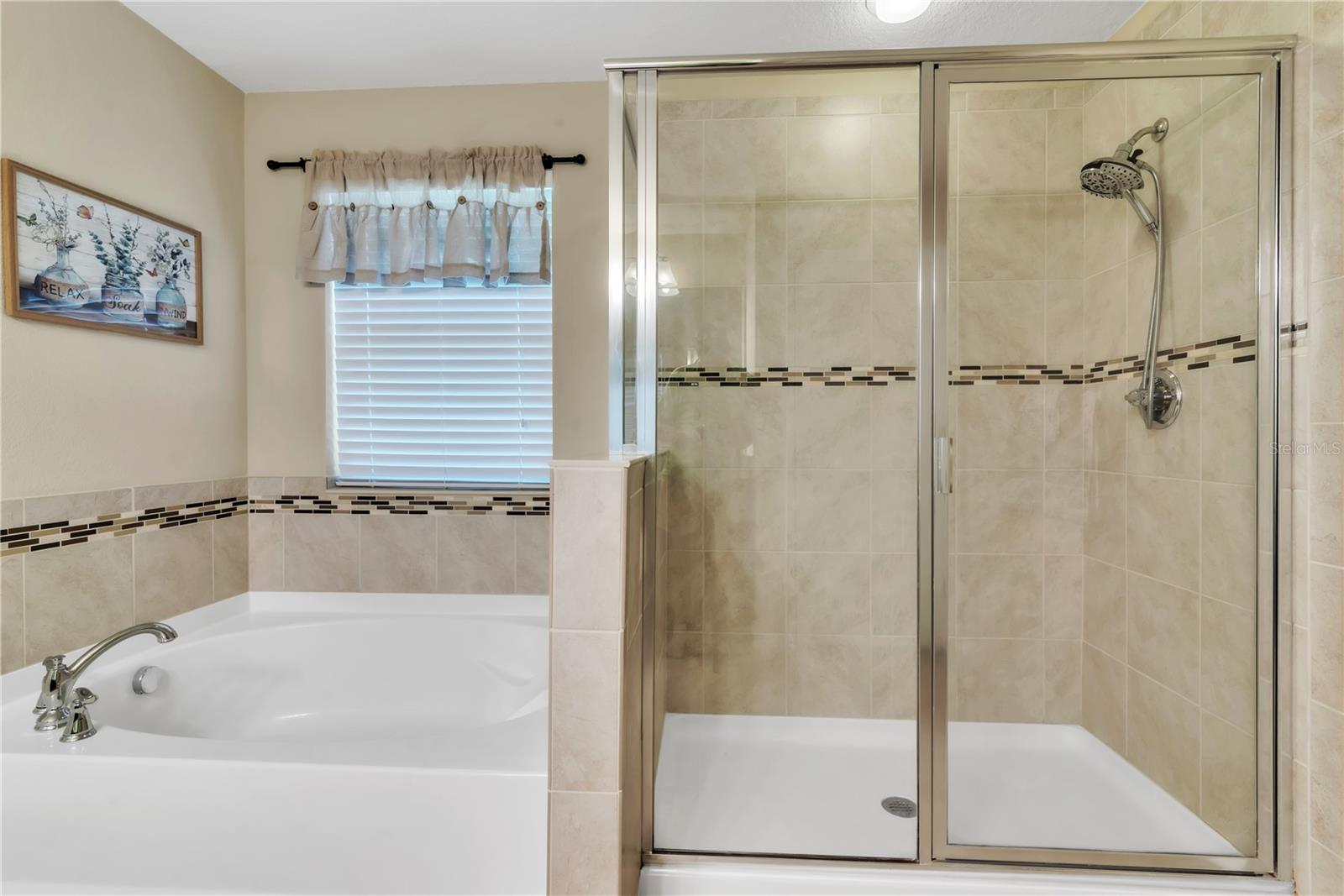 Image 22 of 38 For 8512 Corinthian Way