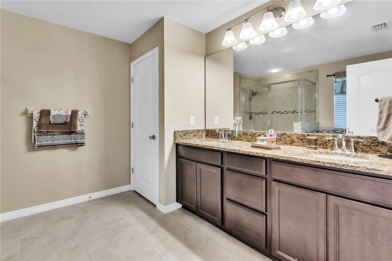 Image 23 of 38 For 8512 Corinthian Way