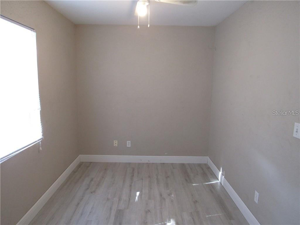 Image 3 of 8 For 8609 Greenwood Avenue