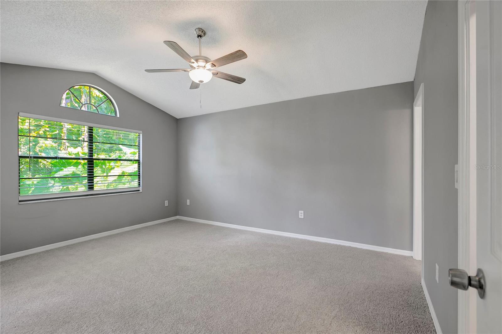 Image 21 of 41 For 7116 Hummingbird Lane