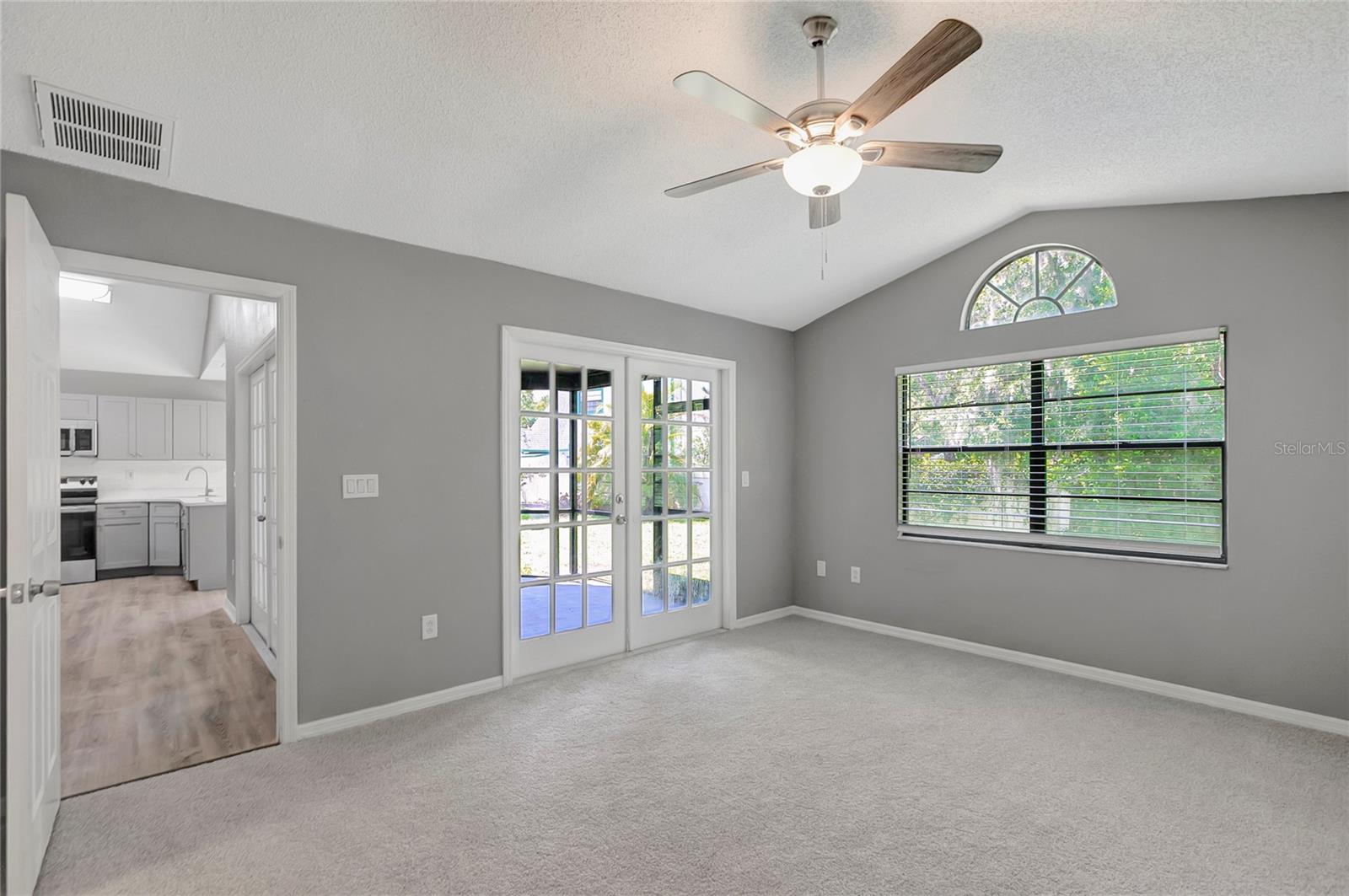 Image 22 of 41 For 7116 Hummingbird Lane