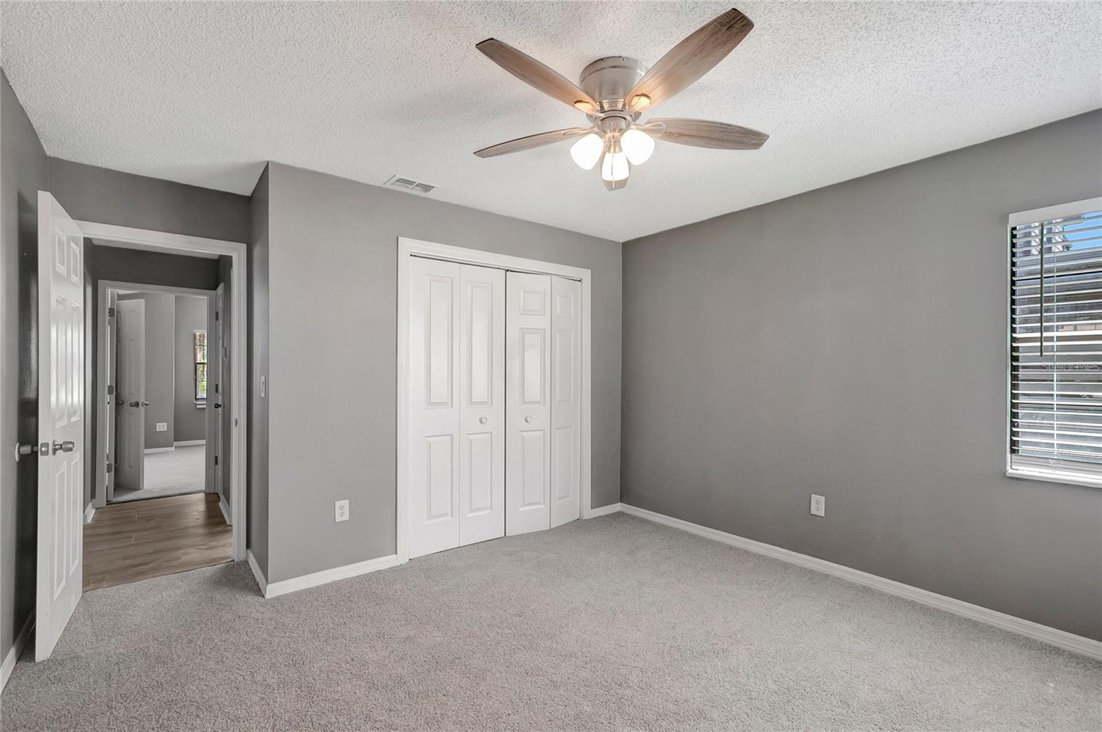 Image 32 of 41 For 7116 Hummingbird Lane