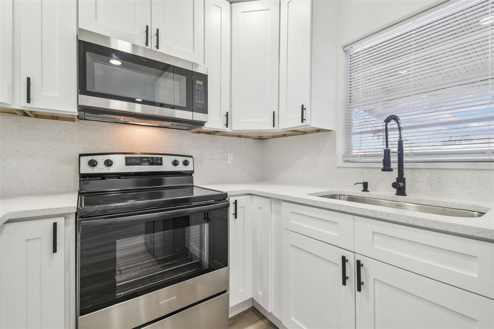 Image 11 of 71 For 3113 Powhatan Avenue