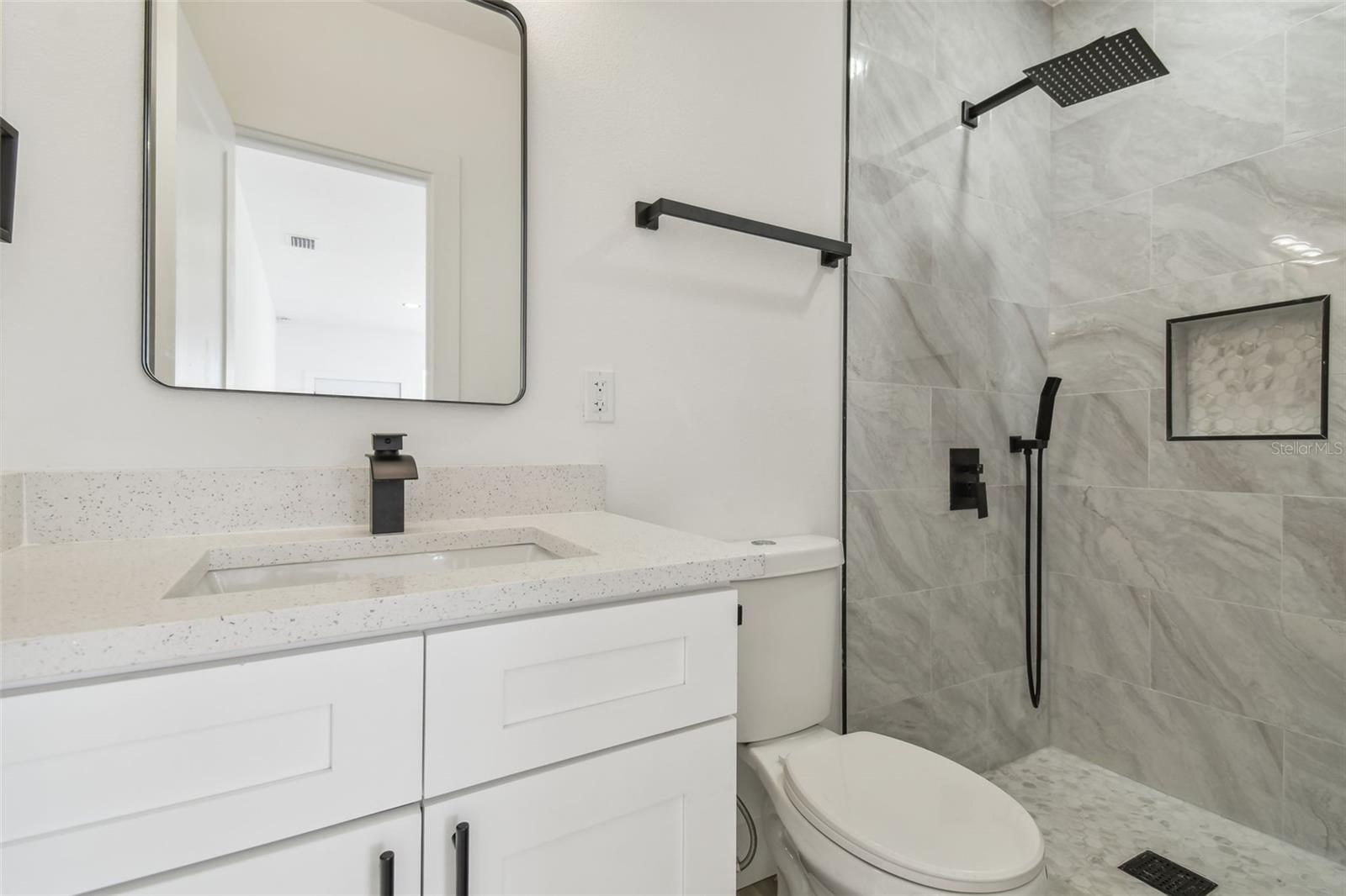 Image 19 of 71 For 3113 Powhatan Avenue