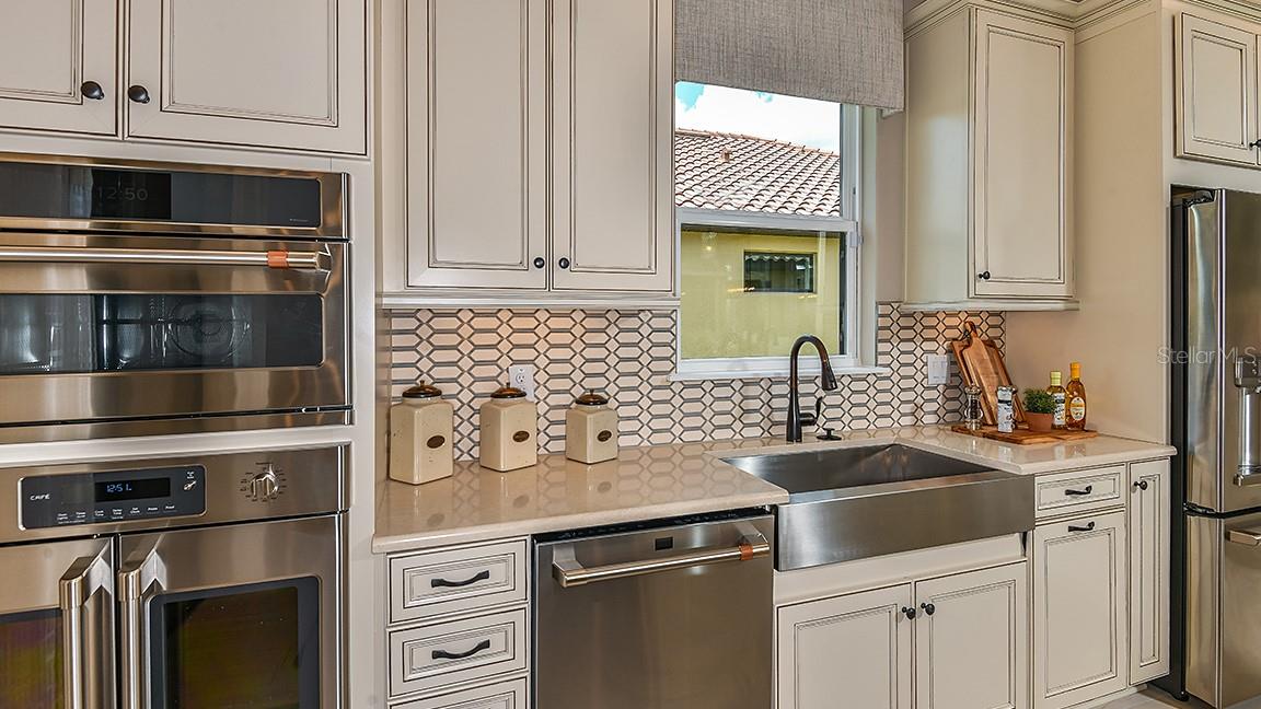 Image 20 of 43 For 29929 Radice Court