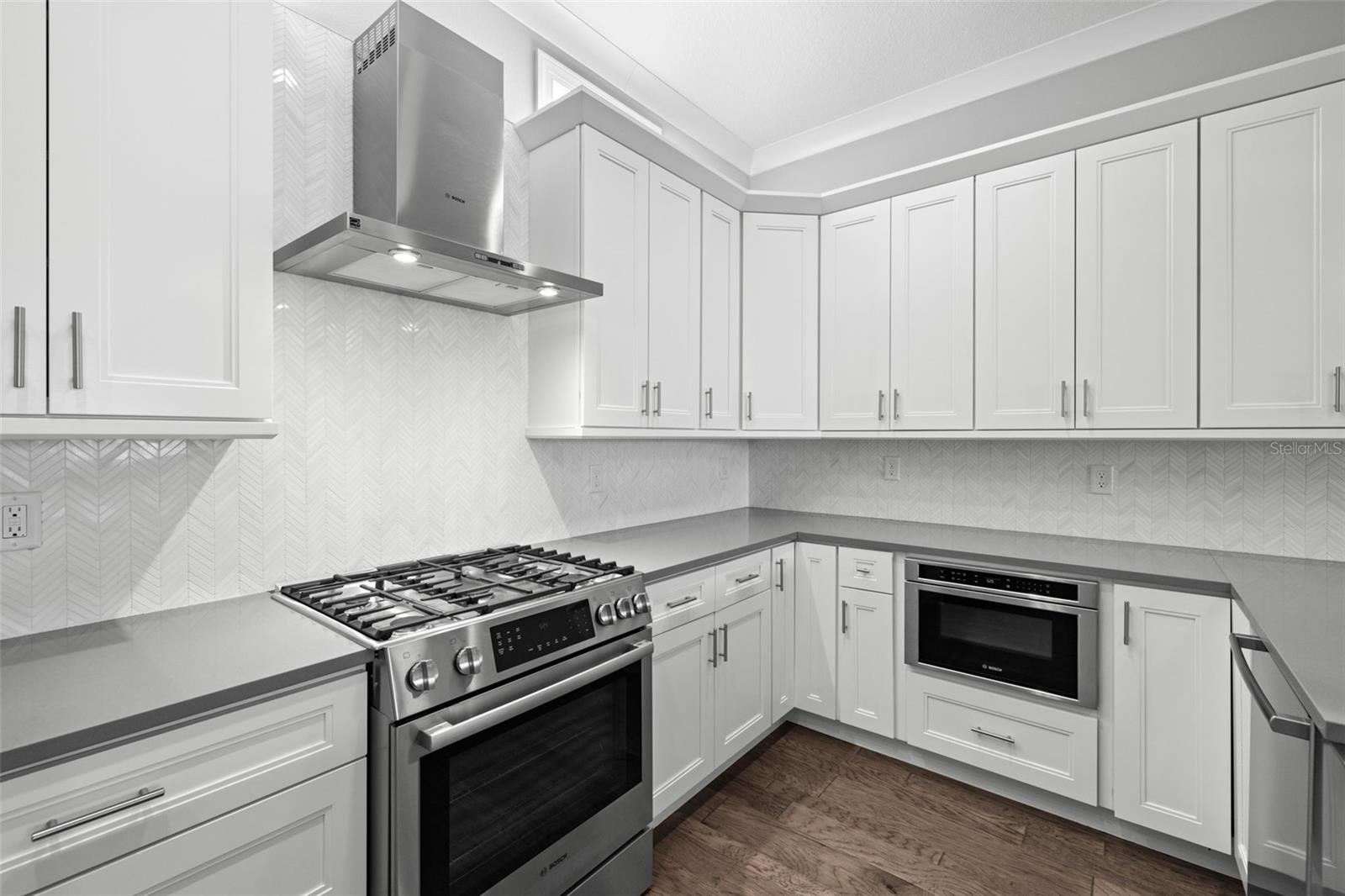 Image 23 of 67 For 123 5th Avenue N
