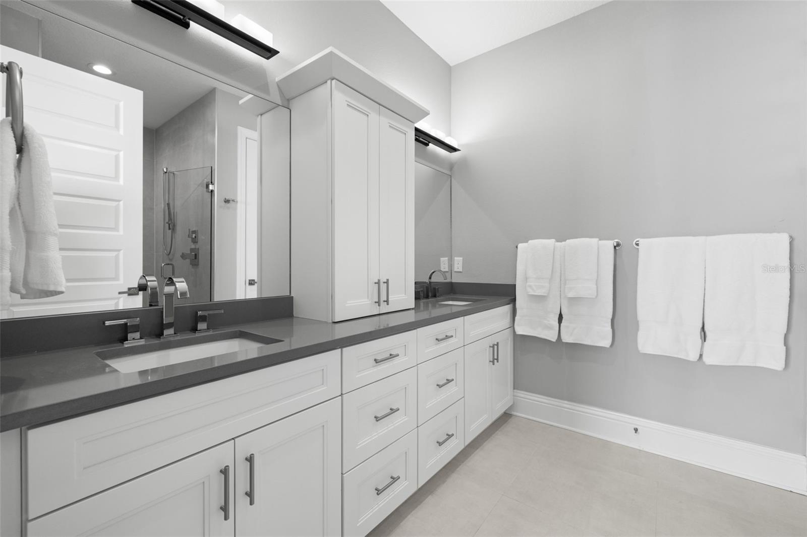 Image 35 of 67 For 123 5th Avenue N