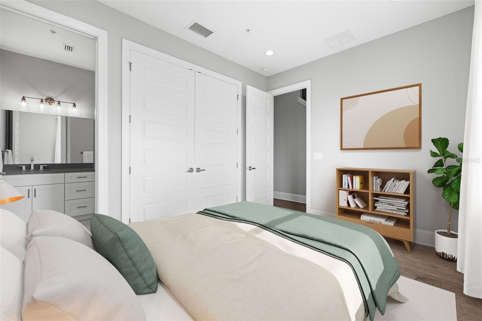 Image 43 of 67 For 123 5th Avenue N