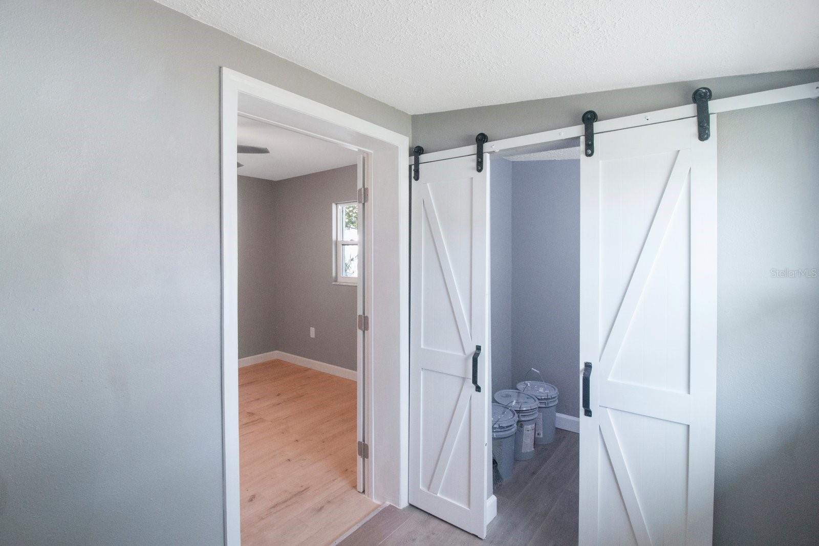 Image 16 of 41 For 6318 Renellie Court
