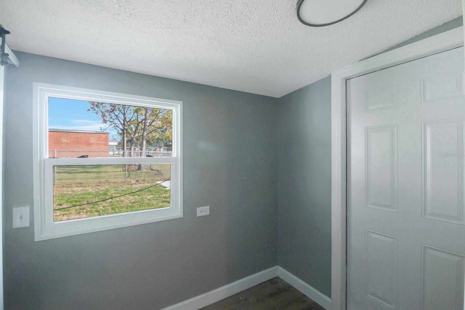 Image 17 of 41 For 6318 Renellie Court
