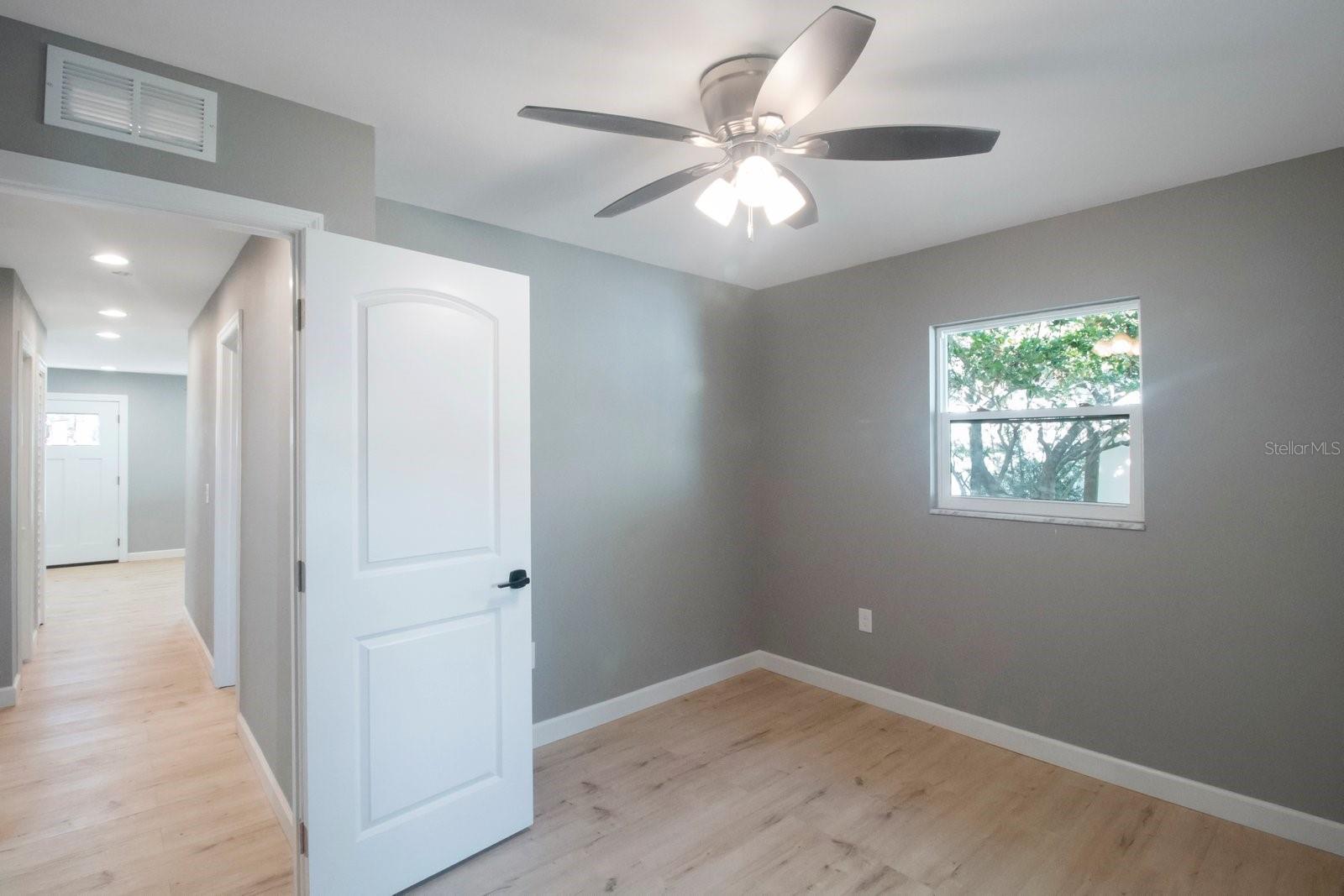 Image 20 of 41 For 6318 Renellie Court