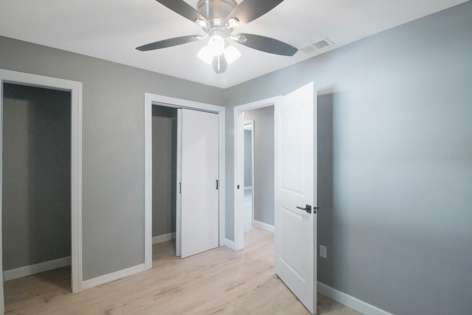 Image 22 of 41 For 6318 Renellie Court