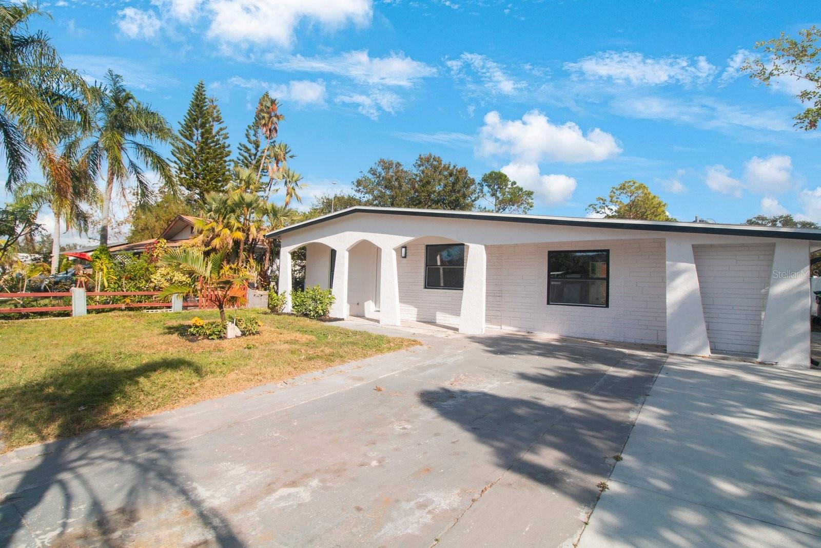 Image 37 of 41 For 6318 Renellie Court