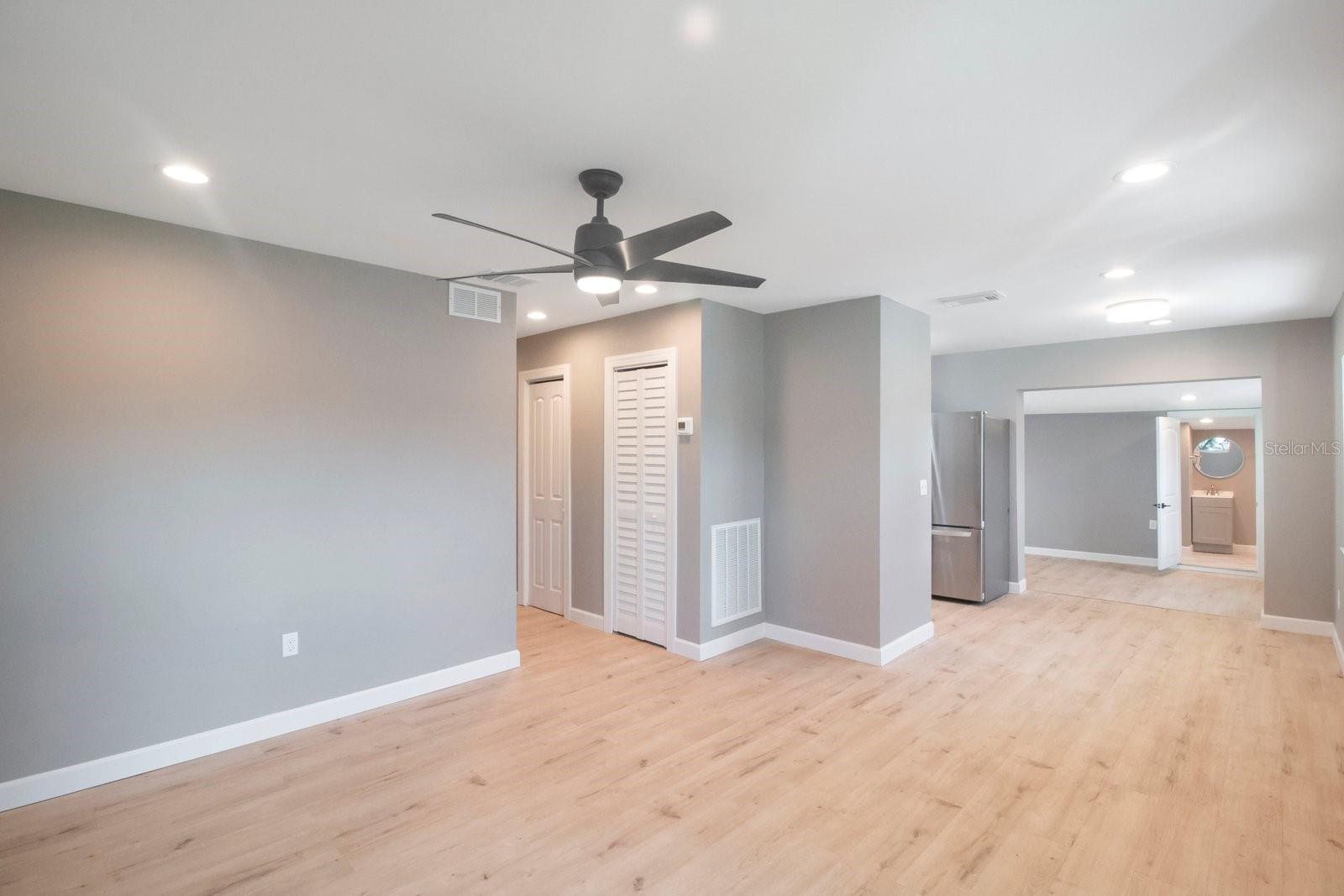 Image 5 of 41 For 6318 Renellie Court