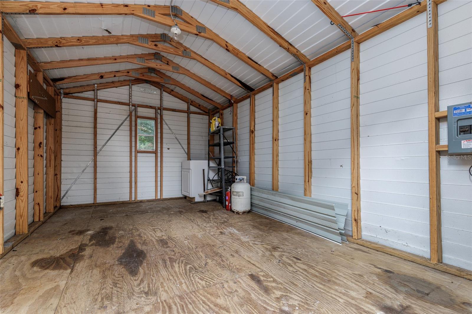 Image 12 of 41 For 2692 Venus Street